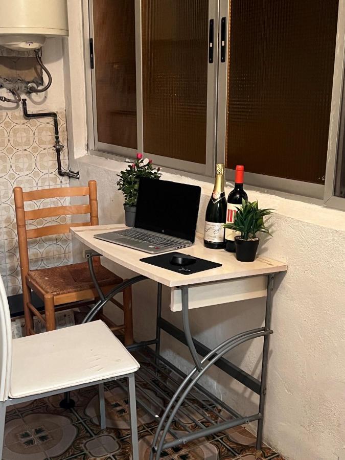 Malvarrosa Simple Shared Home Valencia Exterior foto